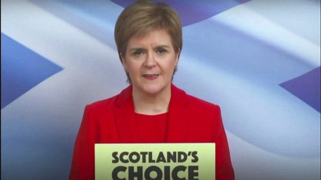 Ex-líder escocesa Nicola Sturgeon alega inocência após ser detida