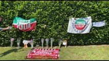 Ad Arcore fiori e bandiere di Milan e Monza per Berlusconi