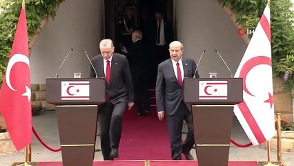 Descargar video: Cumhurbaşkanı Recep Tayyip Erdoğan, KKTC Cumhurbaşkanı Ersin Tatar ile düzenlediği ortak basın toplantısında 