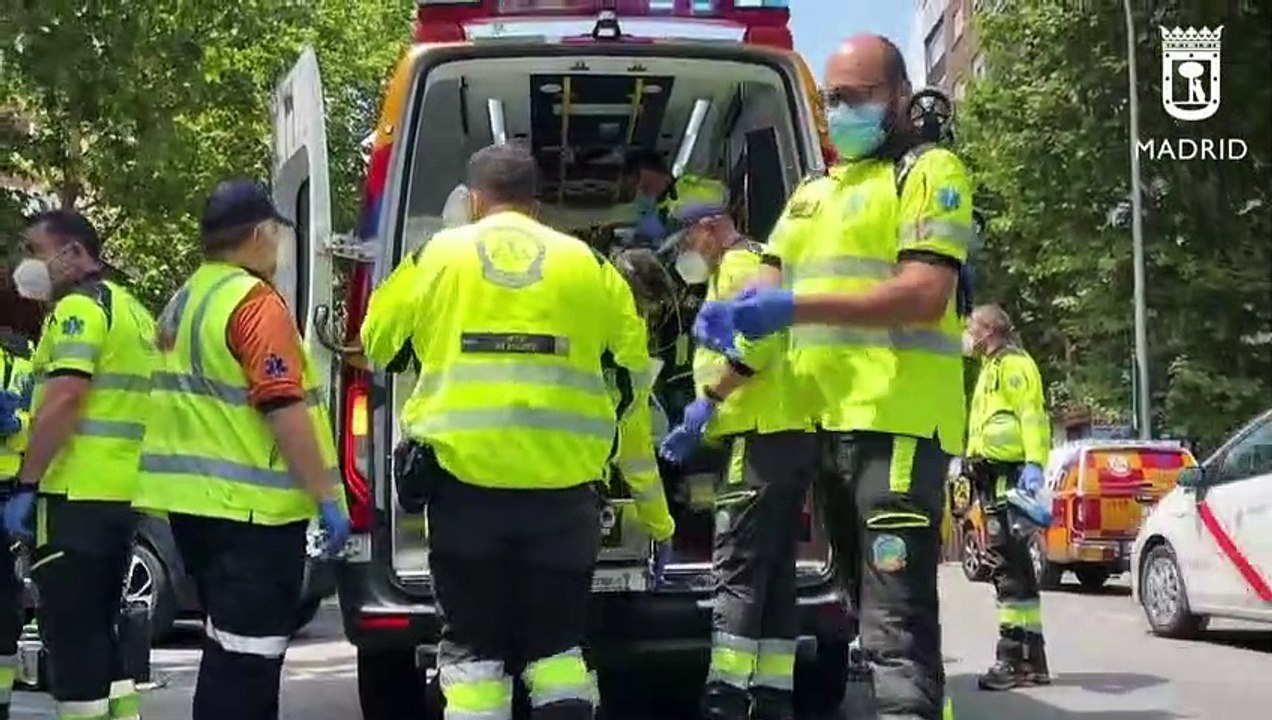 Salvado por el Samur tras atragantarse