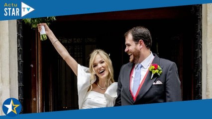 PHOTOS : Mariage du prince Johann Wenzel et de la comtesse Felicitas, manches bouffantes et conte de