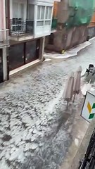 Una tromba de agua y granizo inunda Briviesca y colapsa la AP1
