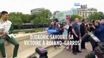 Novak Djokovic savoure sa victoire à Roland-Garros et vise Wimbledon