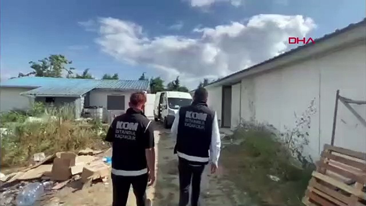 Opération sur une fausse usine d'alcool à Silivri： 11 tonnes d'alcool éthylique saisies