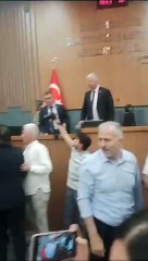 AKP ve CHP'liler arasında 'valiz' gerginliği