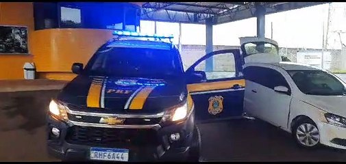 Casal é detido com 47,8 kg de maconha em Guaíra