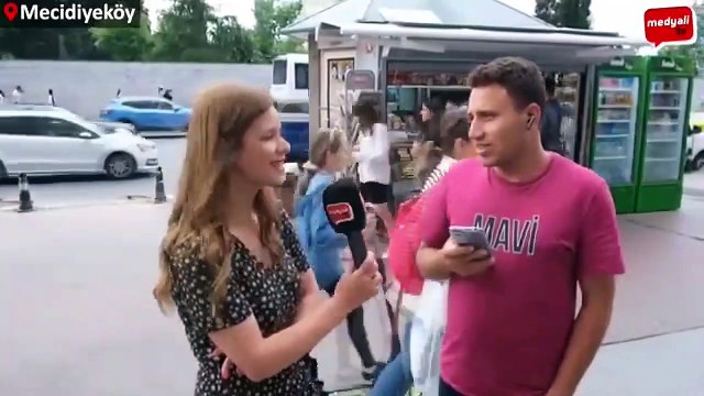 Paroles réactionnaires des Syriens vivant en Turquie： Je ne paie pas d'impôts, je gagne 25 000 lires, le salaire minimum devrait mourir