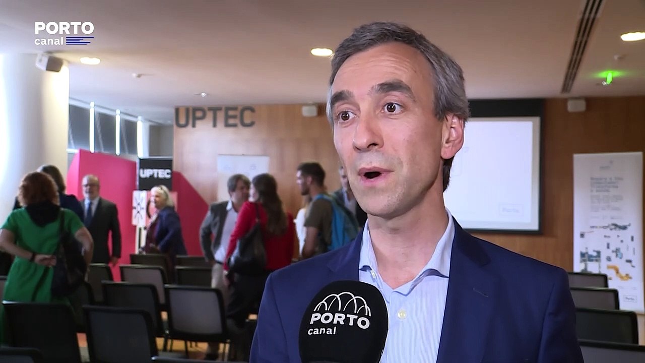 Município do Porto avança com projeto de recuperação e doação de computadores