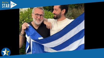 Hugo Manos dans des toilettes de luxe avec un proche de Laurent Ruquier, malgré une rumeur qui lui c