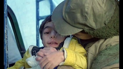 Un temps pour l'ivresse des chevaux Bande-annonce (EN)