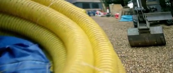 Finding Alice S01 E01