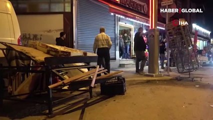 Kocaeli'de feci kaza: Servis aracı markete girdi