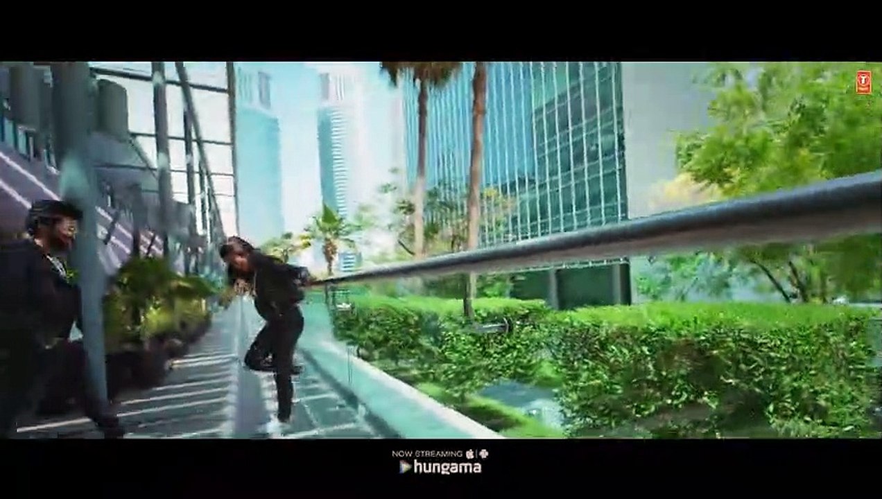 Deewani , Sachet Tandon, Parampara Tandon , Kumaar , Adil Shaikh ,Bhushan Kumar