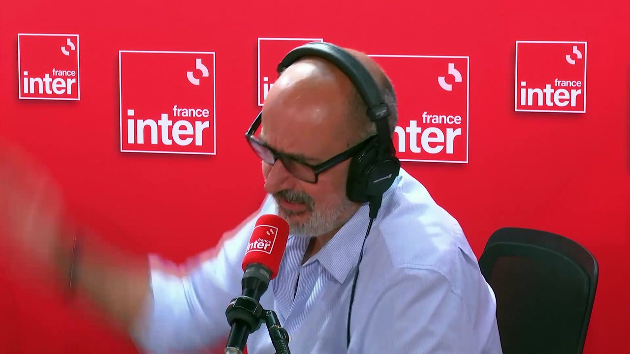 Multiples hommages à Silvio Berlusconi - Le billet de Daniel Morin