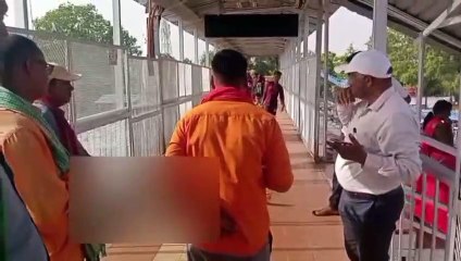 Chitrakoot News Video: संदिग्ध परिस्थितियों में रेल कर्मचारी की मौत,अब पुलिस...