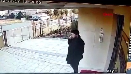 Sevgilisini 4 el ateş ederek öldürmekten yargılanan zanlı ''yanlışlık oldu'' dedi