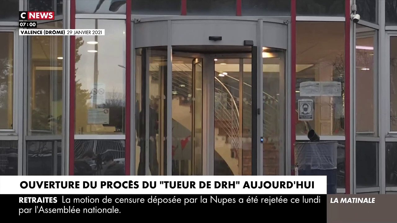 Silencieux depuis son arrestation, Gabriel Fortin, ingénieur au chômage accusé d'avoir tué en 2021 deux anciens DRH qui l'avaient licencié et une cadre de Pôle Emploi, comparait depuis ce matin devant les assises de la Drôme - VIDEO