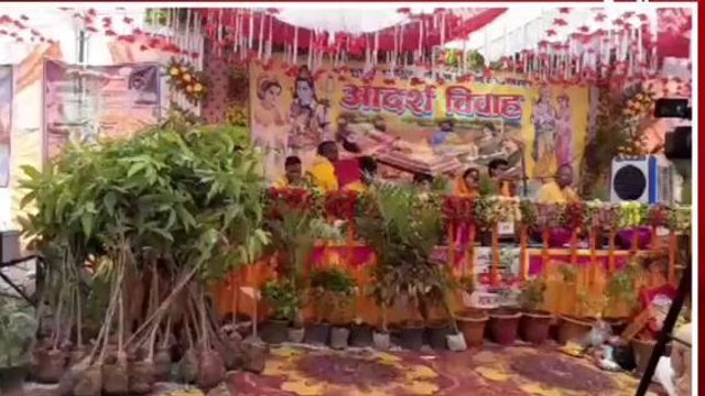 बक्सर: शादी समारोह में डीजे, बैंड बाजा व आरकेस्ट्रा की जगह हुआ प्रवचन, सैकड़ों पौधे का हुआ दान