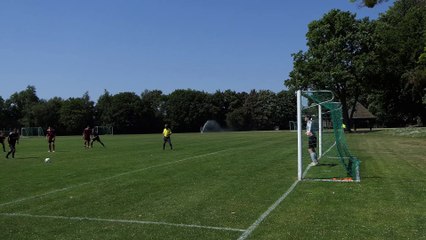 Elfmeter von Adrian Griesam (1. FC Gimte) bei Sparta II