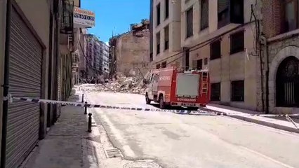 El impresionante derrumbe de un edificio de 5 plantas en Teruel sin daños humanos