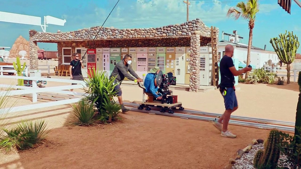 The Making of Asteroid City: Desert Town - Featurette - Wes Anderson ...