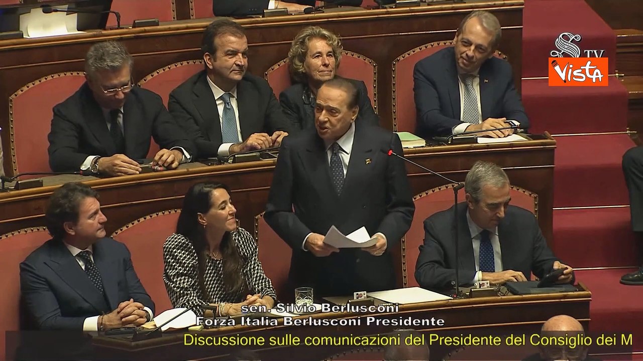 Berlusconi al Senato, il bentornato di La Russa. Lui: ?Soddisfazione riprendere parola dopo 9 anni?