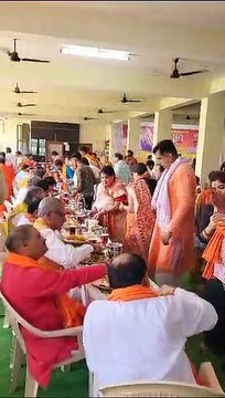 वरिष्ठ कार्यकर्ता सम्मान एवं टिफिन भोजन में पहुंचे प्रदेश प्रभारी ओम माथुर