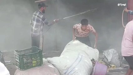 सहारनपुर: पटाखा फैक्ट्री में लगी भीषण आग काम कर रही महिला झुलसकर घायल