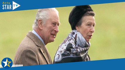 Charles III et la princesse Anne réunis : ce rare engagement commun scruté de près