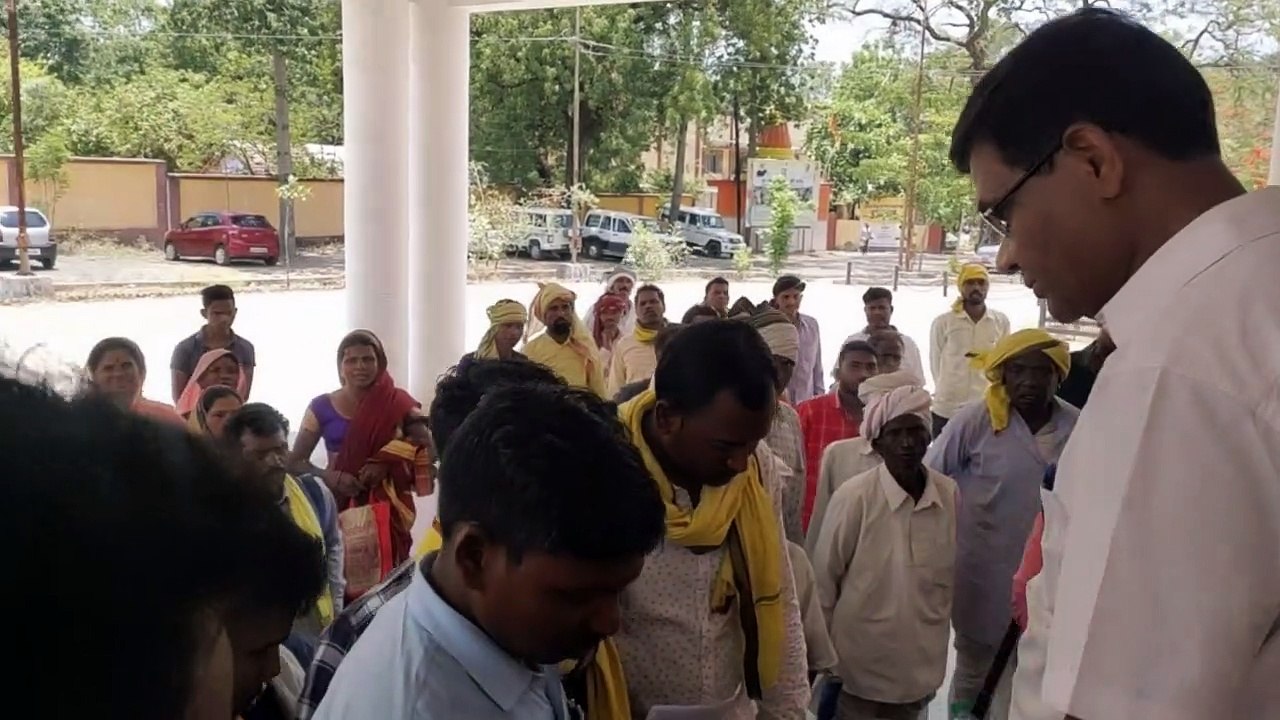 अतिक्रमण की चपेट में पीसाझोडी की सरकारी भूमि, निजी भवन में संचालित हो रहे आंगनवाड़ी भवन