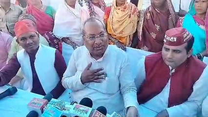 big leaders are continuously reaching