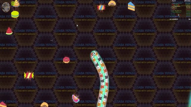 The game Snake wormat io suffocating siege