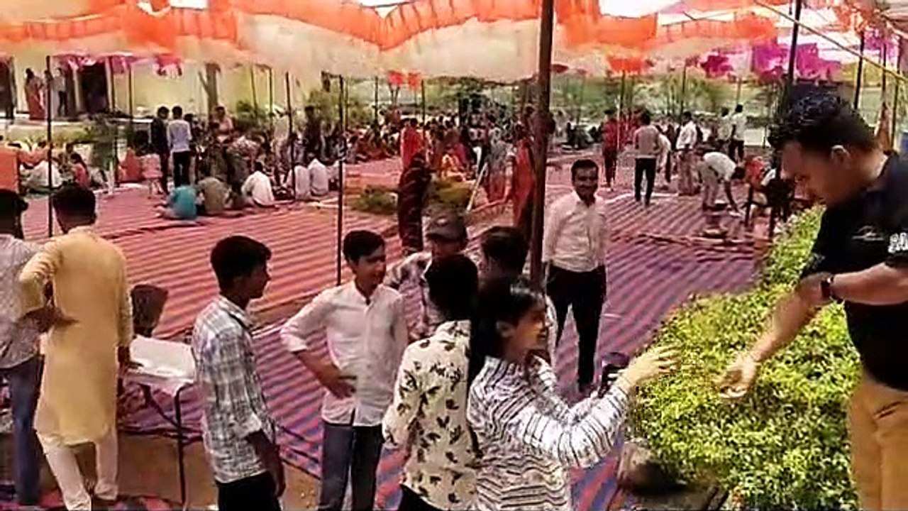 रक्तदान को युवा आए आगे, शिविर में 42 यूनिट रक्तदान
