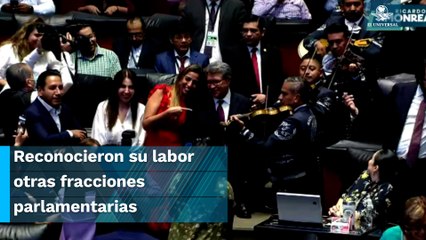 Despiden con mariachi a Ricardo Monreal, tras otorgarle licencia