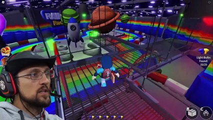Roblox Rainbow Friends Chapter 2: Odd World 🌈 | FGTeeV Gameplay & Tips