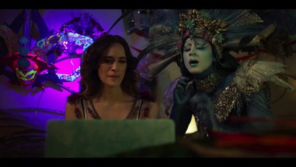 Follow Her Bande-annonce (EN)