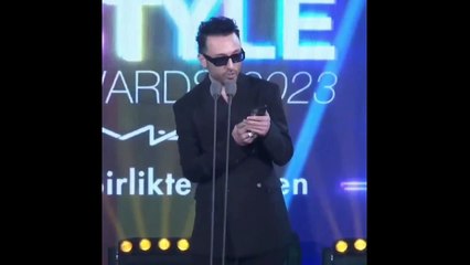 Mabel Matiz, ödülünü LGBTİ+'lara ithaf etti