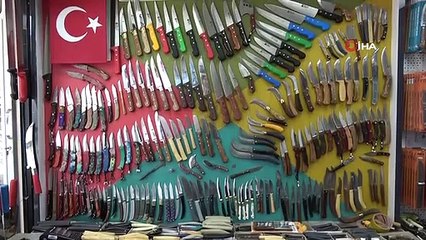 Tescilli Maraş bıçakları kurbana hazır