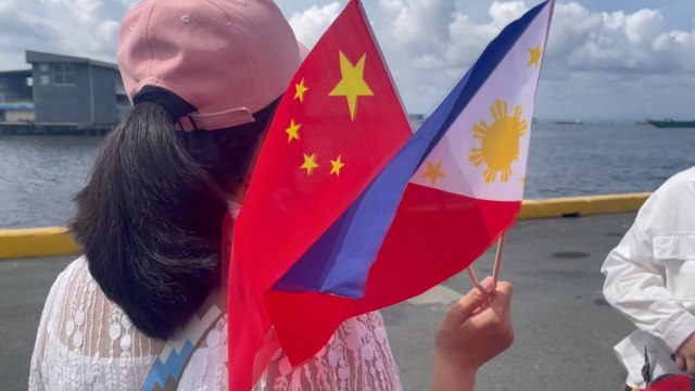 Un buque de la Armada china atraca en Filipinas en medio de tensiones diplomáticas
