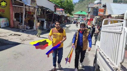 Kite Flying at naran Kaghan in big Montanes - colorfull kites