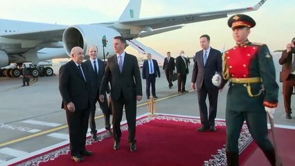 الرئيس الجزائري يبدأ زيارة الى روسيا