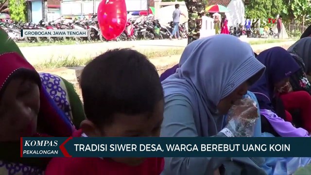 Tradisi Siwer Desa di Grobogan: Ratusan Warga Berebut Uang Koin