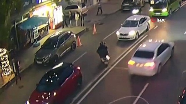 Sürücü hataları kazaları beraberinde getirdi... Yurtta mayıs ayında yaşanan trafik kazaları KGYS kameralarına yansıdı