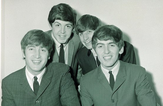 Paul McCartney et John Lennon vont être réunis sur 'la dernière chanson des Beatles'