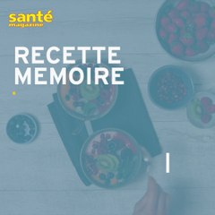 Bocal de mousses de fruits et graines de chia