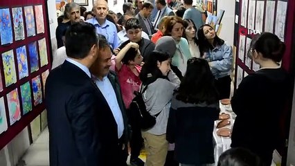 Ortaokul öğrencilerinden 300 adet görsel eserin bulunduğu sergi