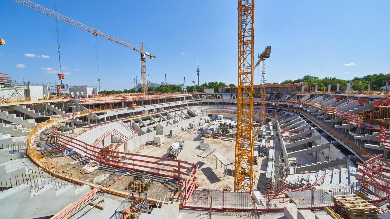 München: Mehrere Bauarbeiter nach Brand vermisst