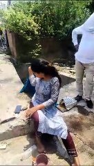 करोड़ों की लागत से बनाया नाला छाेड़ा खुला, युवती गिरकर हुई घायल