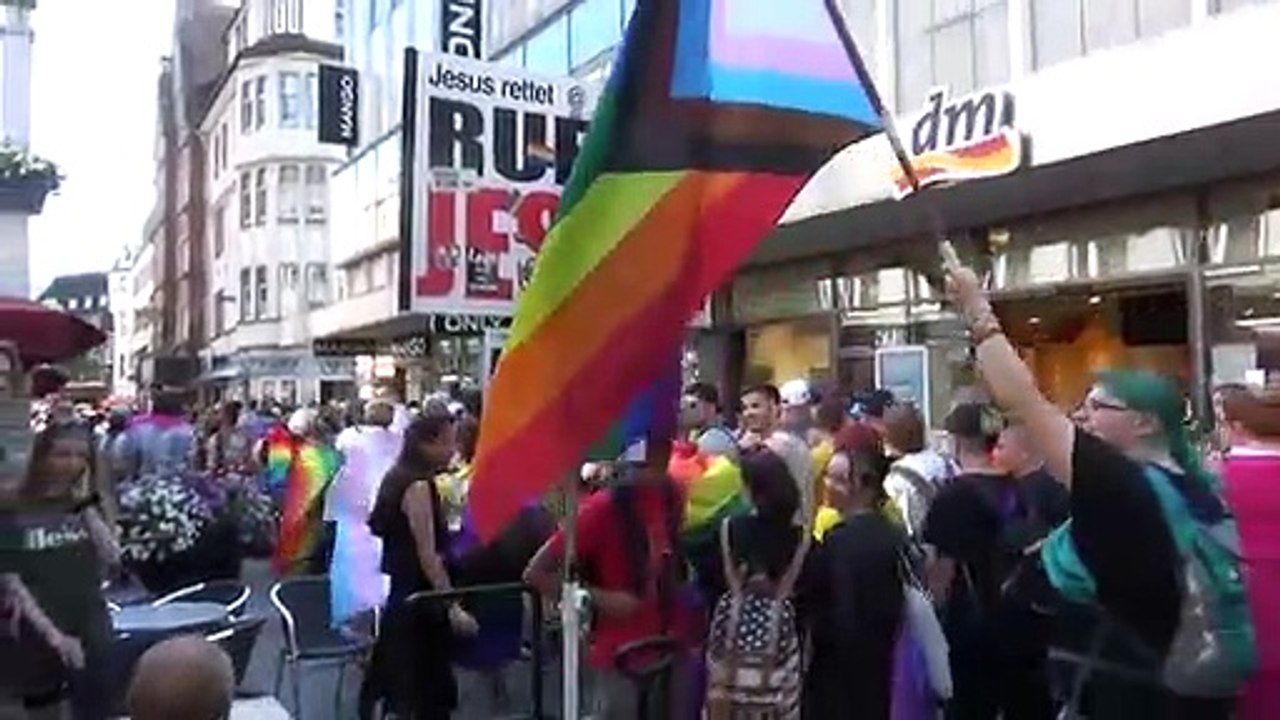 CSD 2023 Teil 1 Prediger attackiert