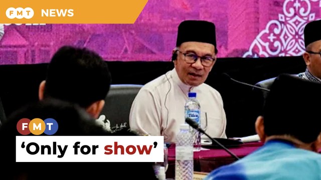 Politics at play in PM’s empowering of Jakim, says ex-civil servant